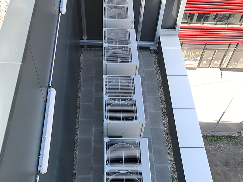 Außengeräte auf dem Dach des Kratschmayer Kunden